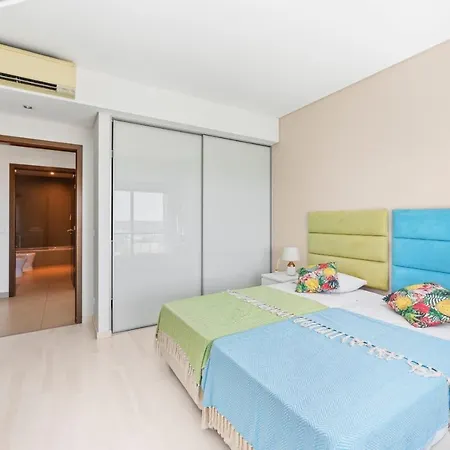 Apartman Seaview Serenity With Pool & Garden