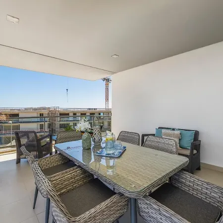 Seaview Serenity With Pool & Garden Apartman *